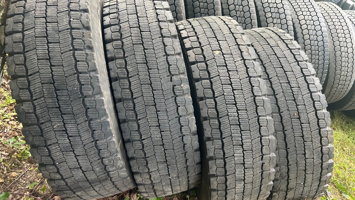 295 80 R22,5 - 6
