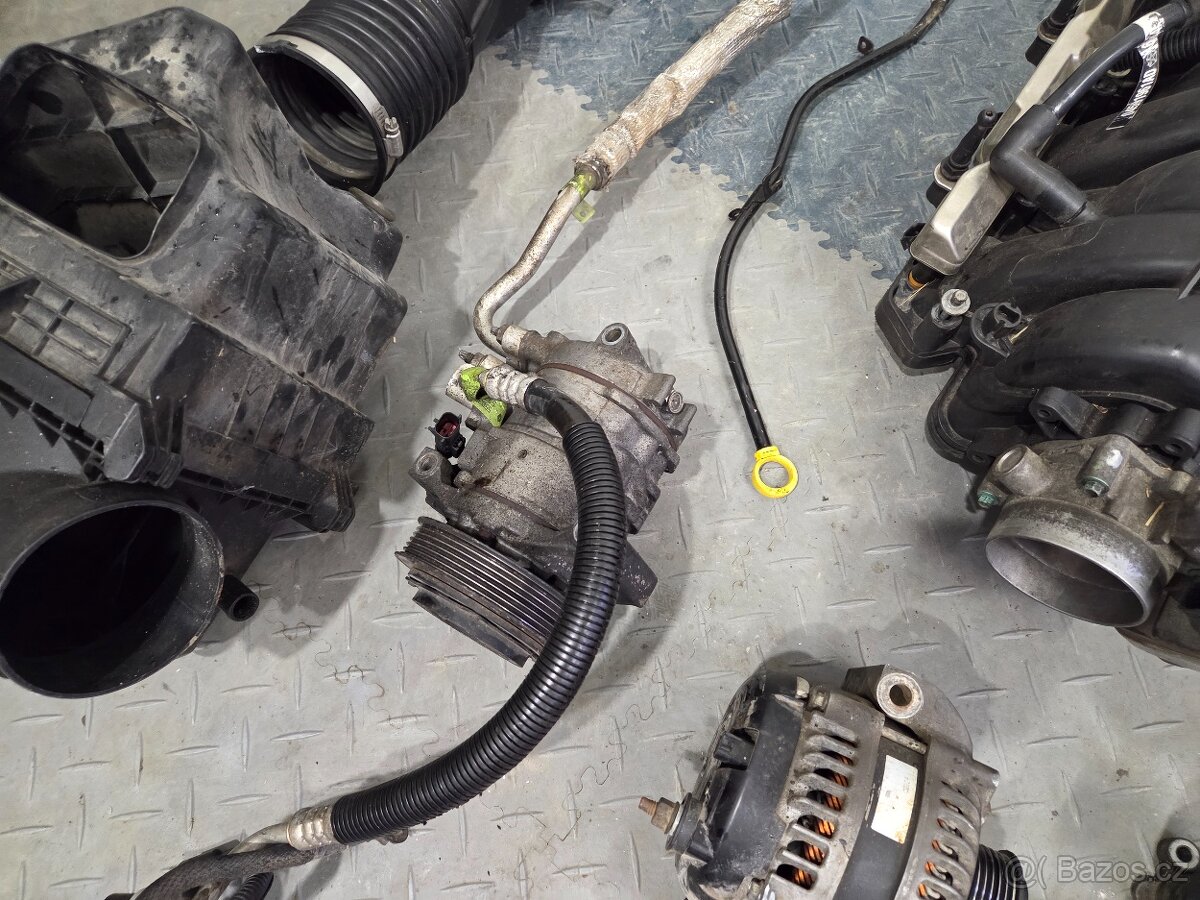 Díly motoru HEMI 5,7L 2010 - 6