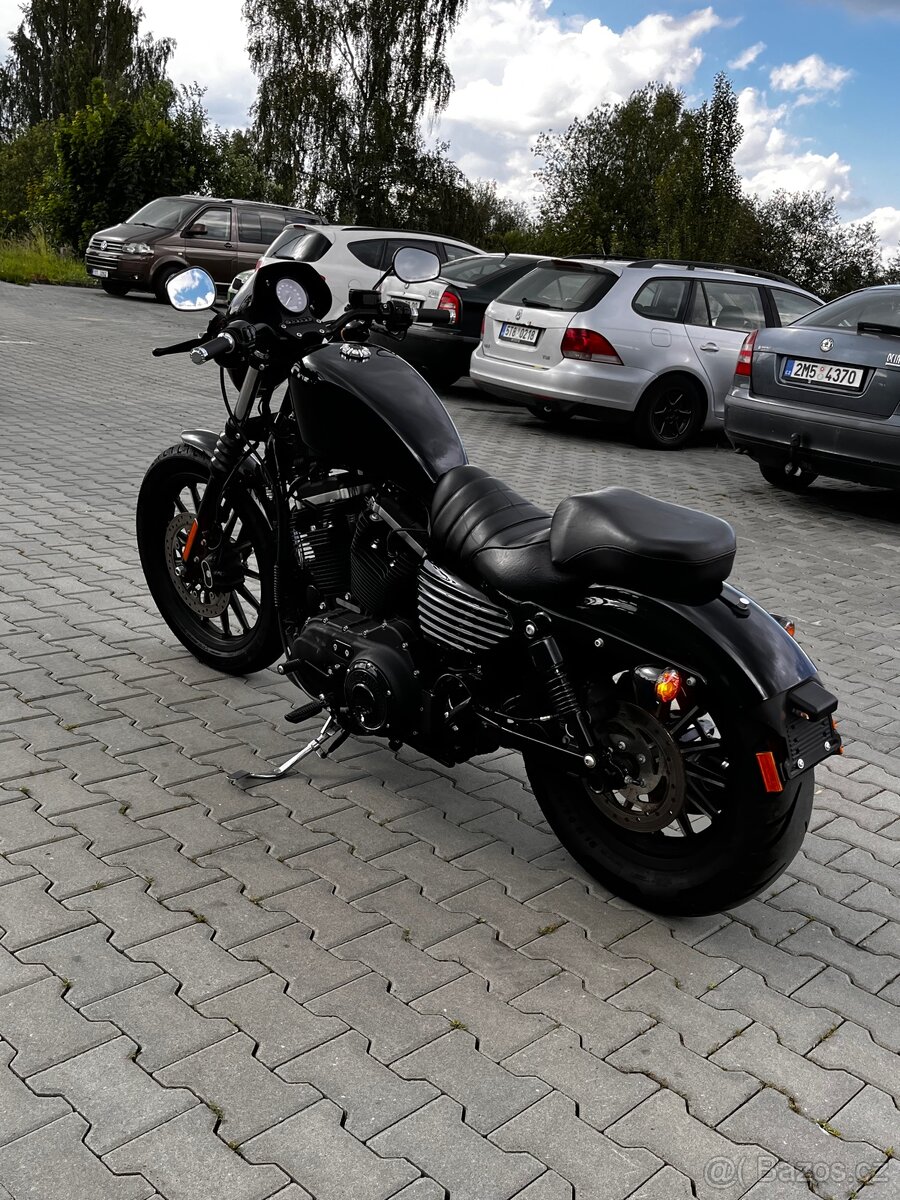 Harley Davidson Iron 883 - 6
