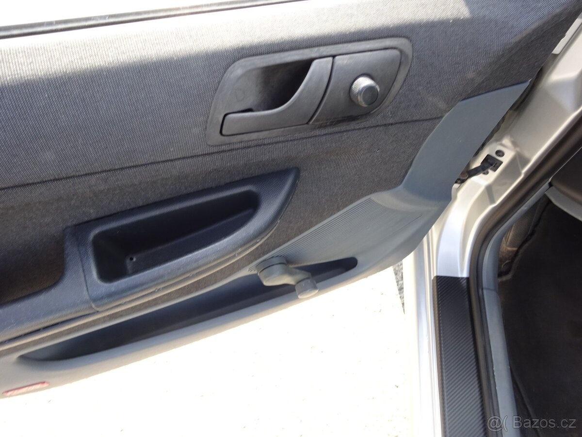 Škoda Fabia 1.9 SDI Combi r.v.2003 (STK:4/2027) - 6