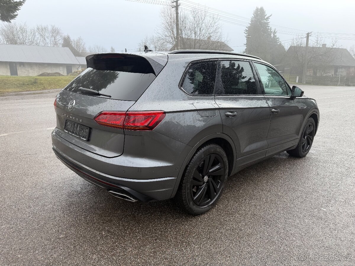 VW Touareg 3.0tdi 210 kw,3x Rline, Webasto, Vzduch, Dinaudio - 6
