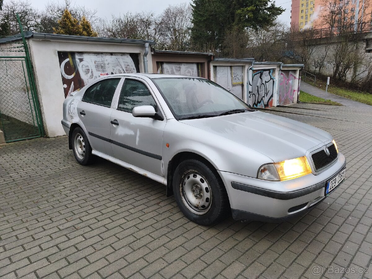 Škoda Octavia 1 - 6