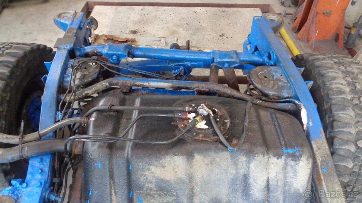 Suzuki Jimny diely 60 kw benzin - 6