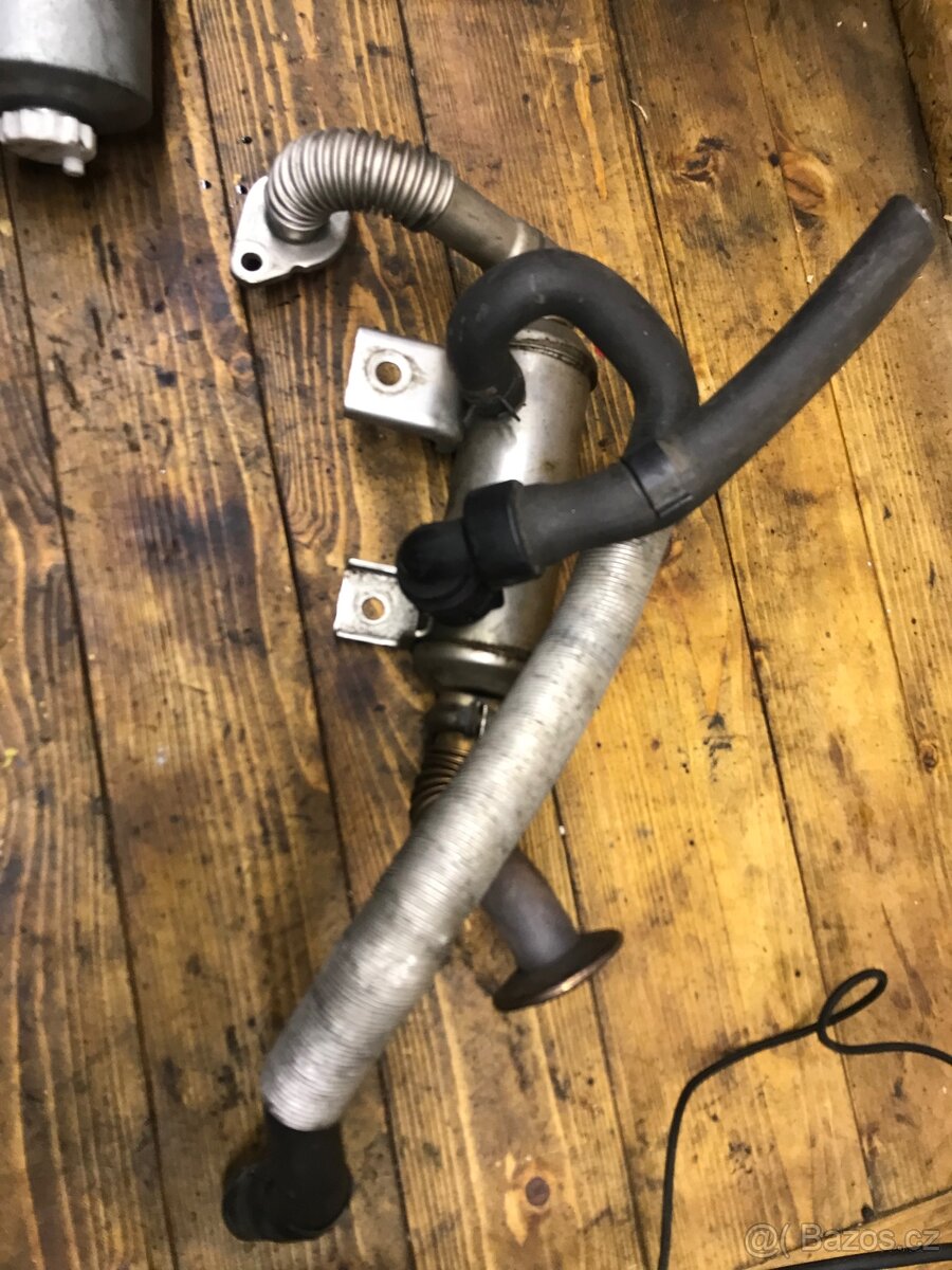 Díly motor 1.8tdci - 6