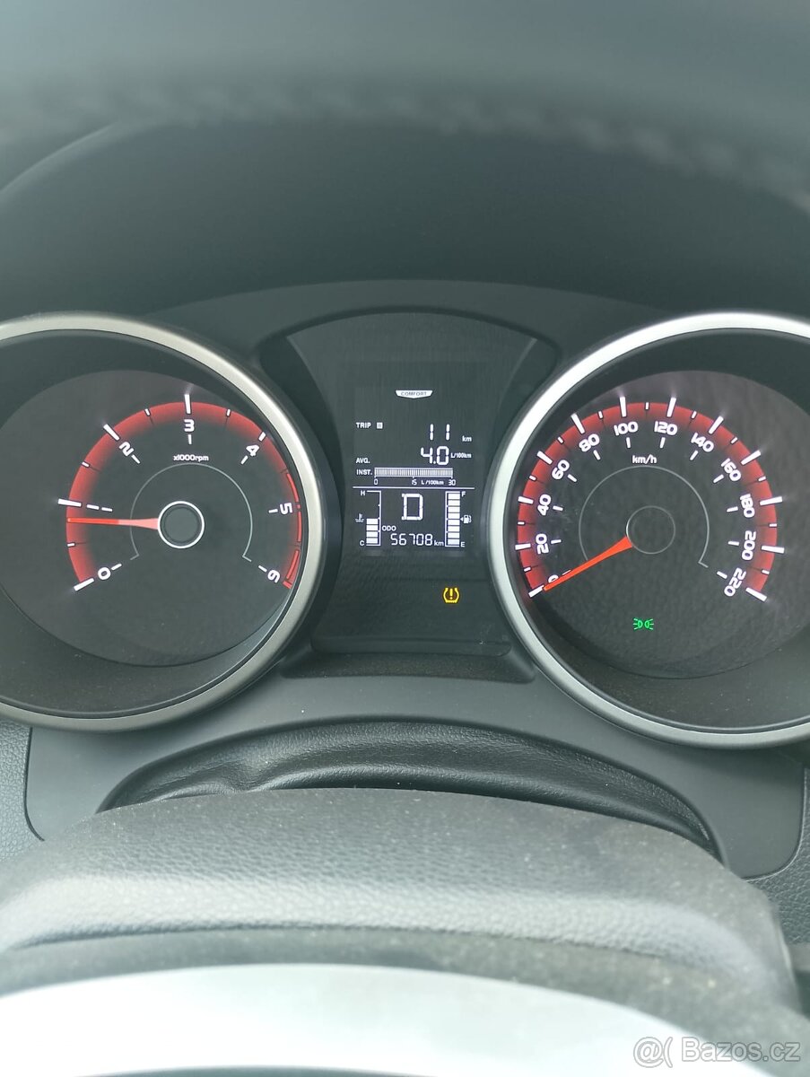 ssangyong tivoli 4x4 ,nájezd 60 000km - 6