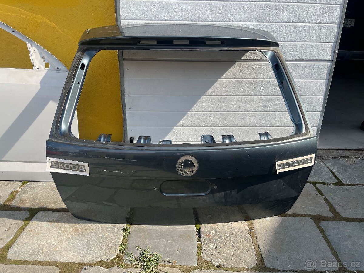 OctVia 3 a facelift kapoty,nárazníky,dveře,atd - 6