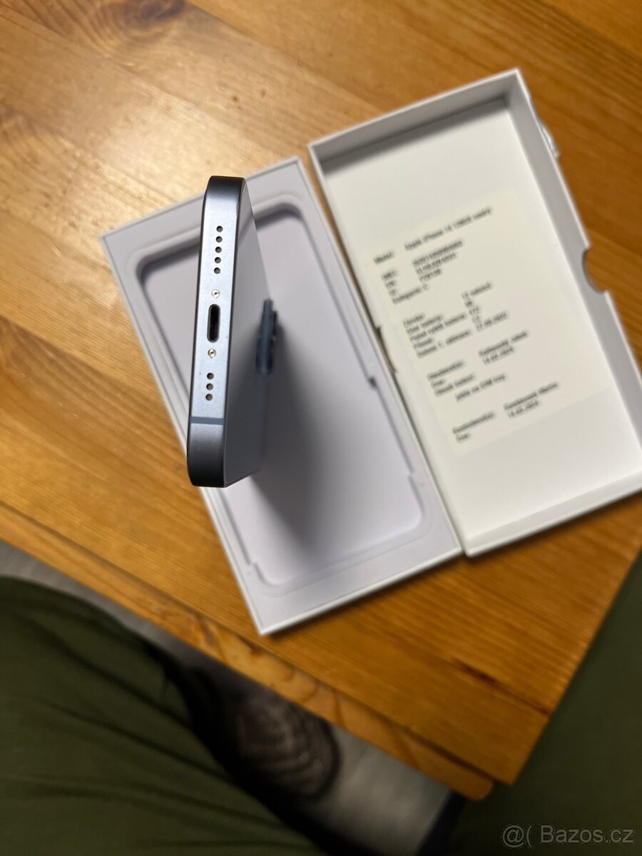 Apple iPhone 14 128GB modrý - 6