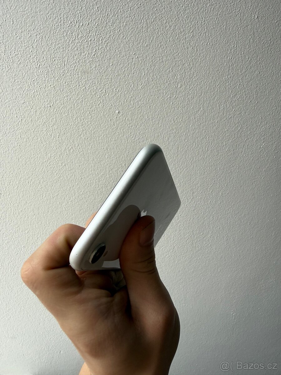 iPhone XR 128gb 100% baterie - 6