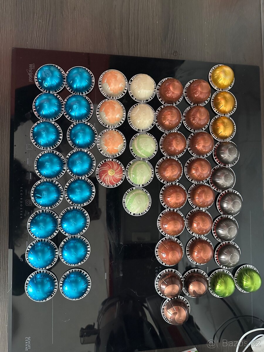 Kávovar Nespresso Vertuo Next s příslušenstvím - 6