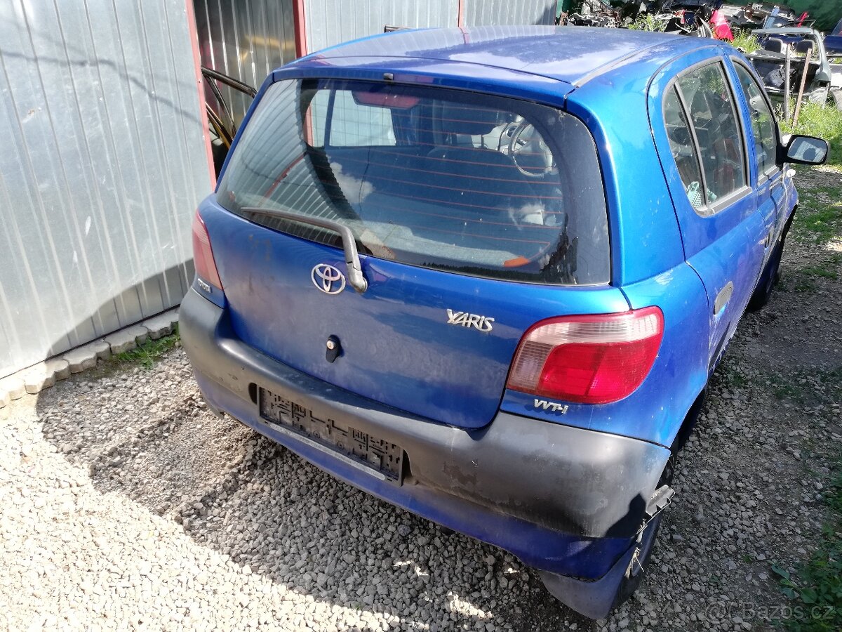 Predám náhradné diely Yaris 1998-2005 3D aj 5D - 6