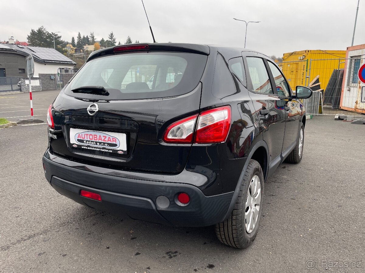 Nissan Qashqai, 1,6 86kW, SERVISKA, TOP STAV - 6