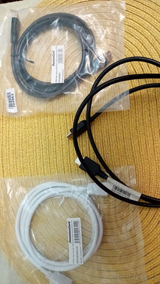 Různé KABELY a drobný MATERIÁL k PC - 6