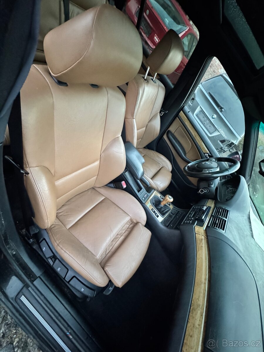 BMW E46 320d Touring Mpaket / nahradni dily - 6