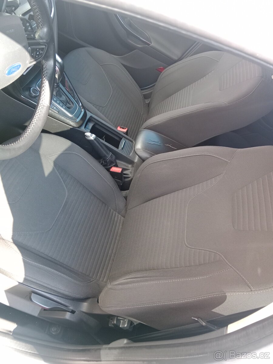 Ford Focus III 2.0tdci díly - 6