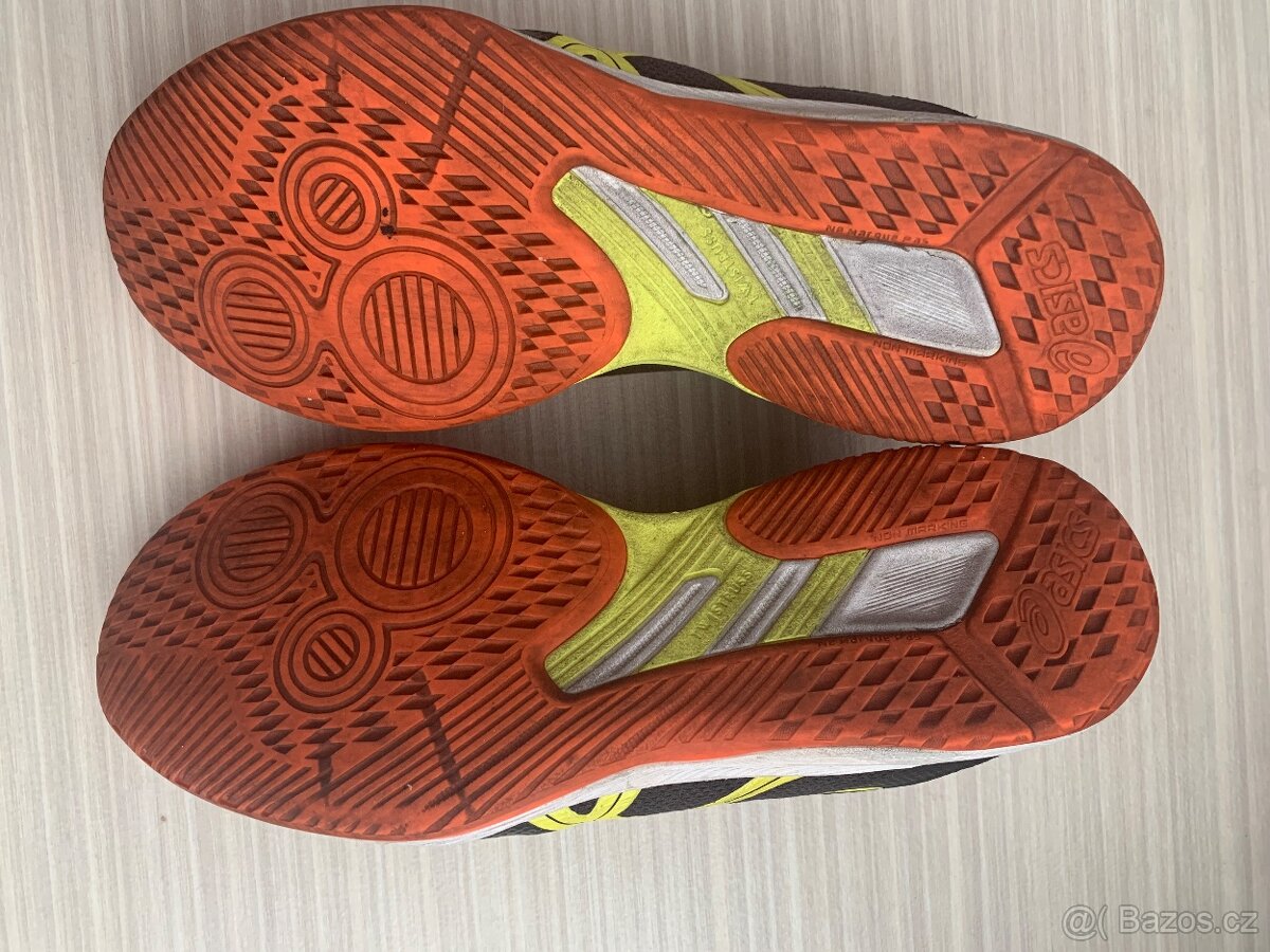 Sálovky Asics vel. 43,5 - 6