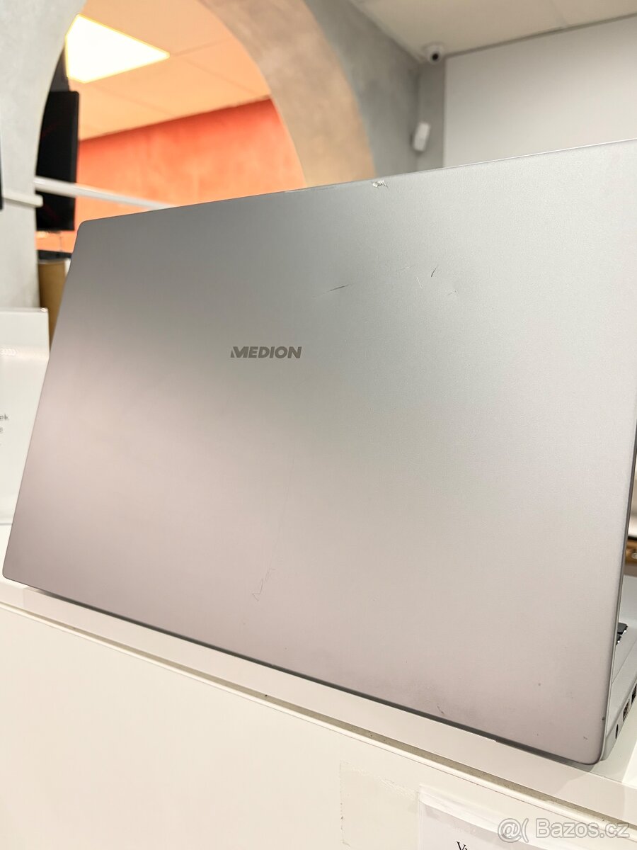 MEDION AKOYA P15647 - 6