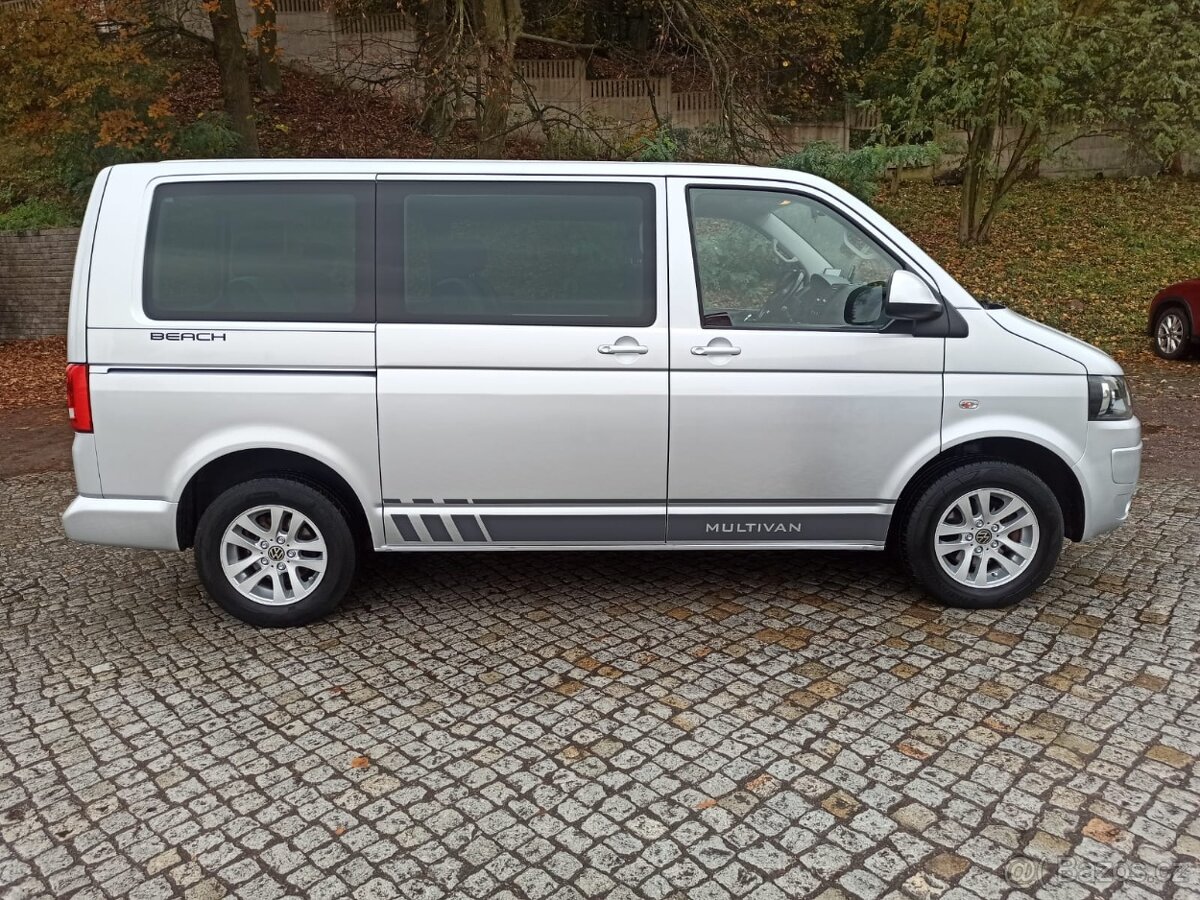 VW MULTIVAN T5.1 2.0TDI 103KW BEACH R.V.2011 - 6