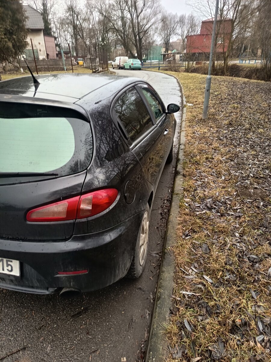 Prodám Alfa Romeo 147 .1.6 ts - 6