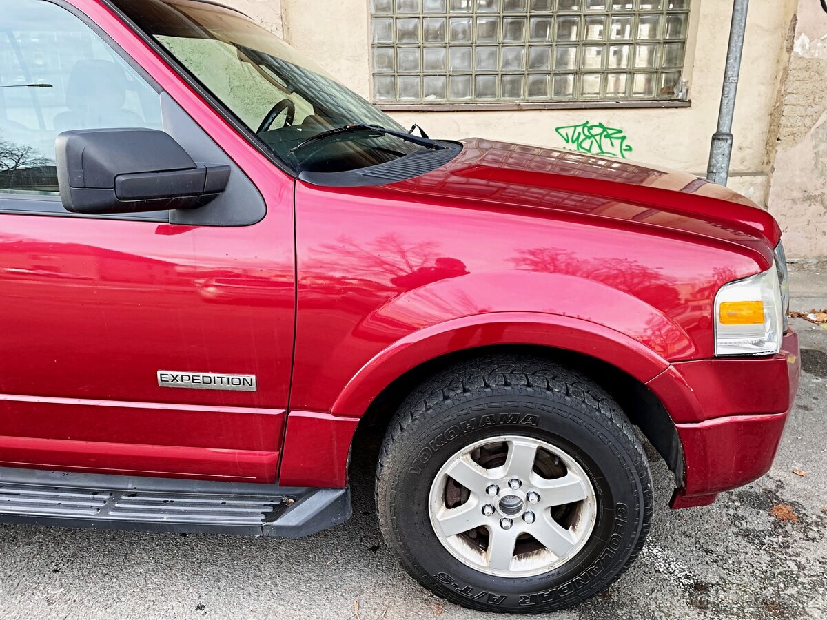 FORD EXPEDITION 5.4 V8 LPG 1.MAJITEL V ČR NOVÁ STK - 6