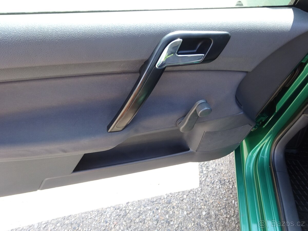 VW Polo 1.2i r.v.2002 (47 kw) STK:4/2027 - 6