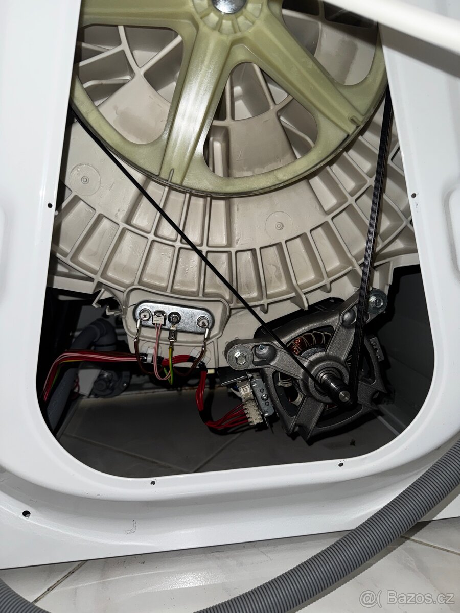 Pračka Whirlpool na opravu/náhradní díly - 6