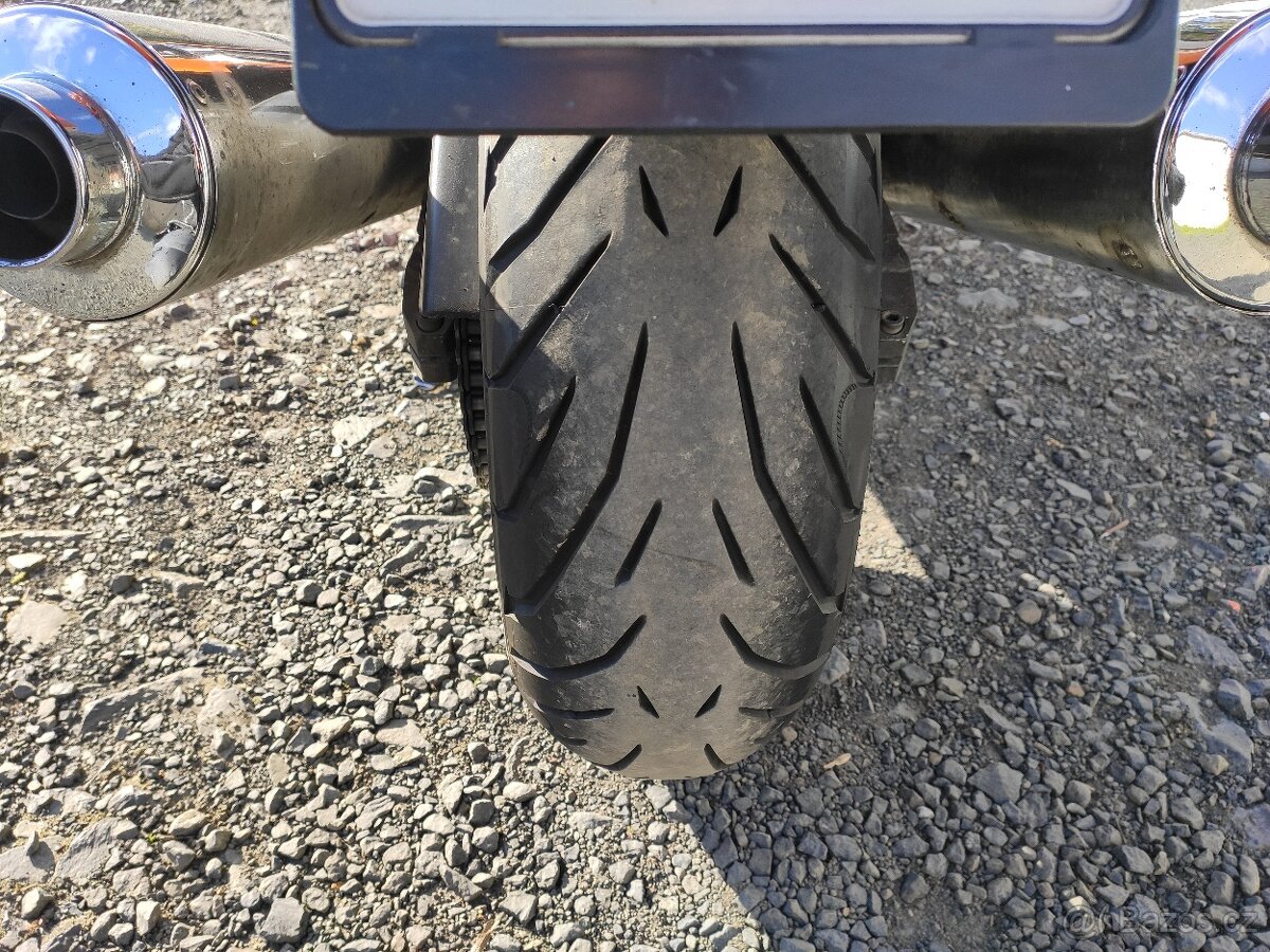 Kawasaki ZZR 1100 - 6