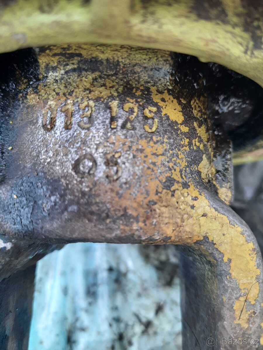 Koupím Claas Trabant díly náhonu - 6