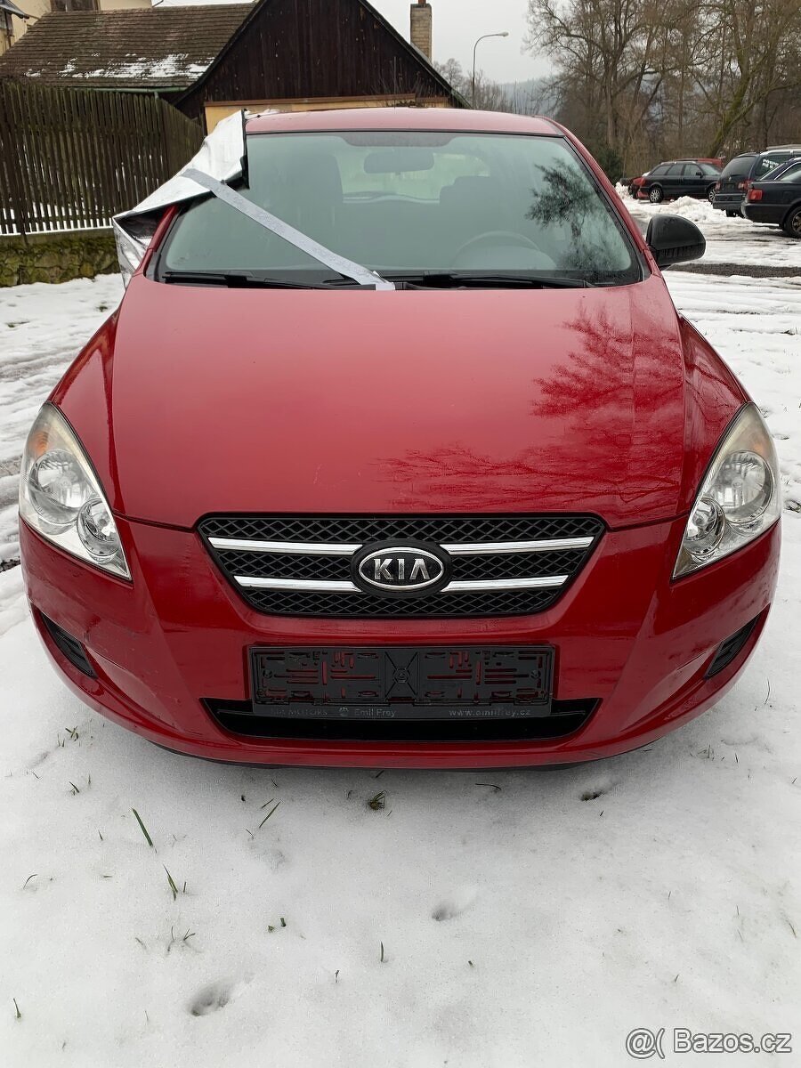 Kia Ceed 1.4 DOHC 80kw na díly - 6