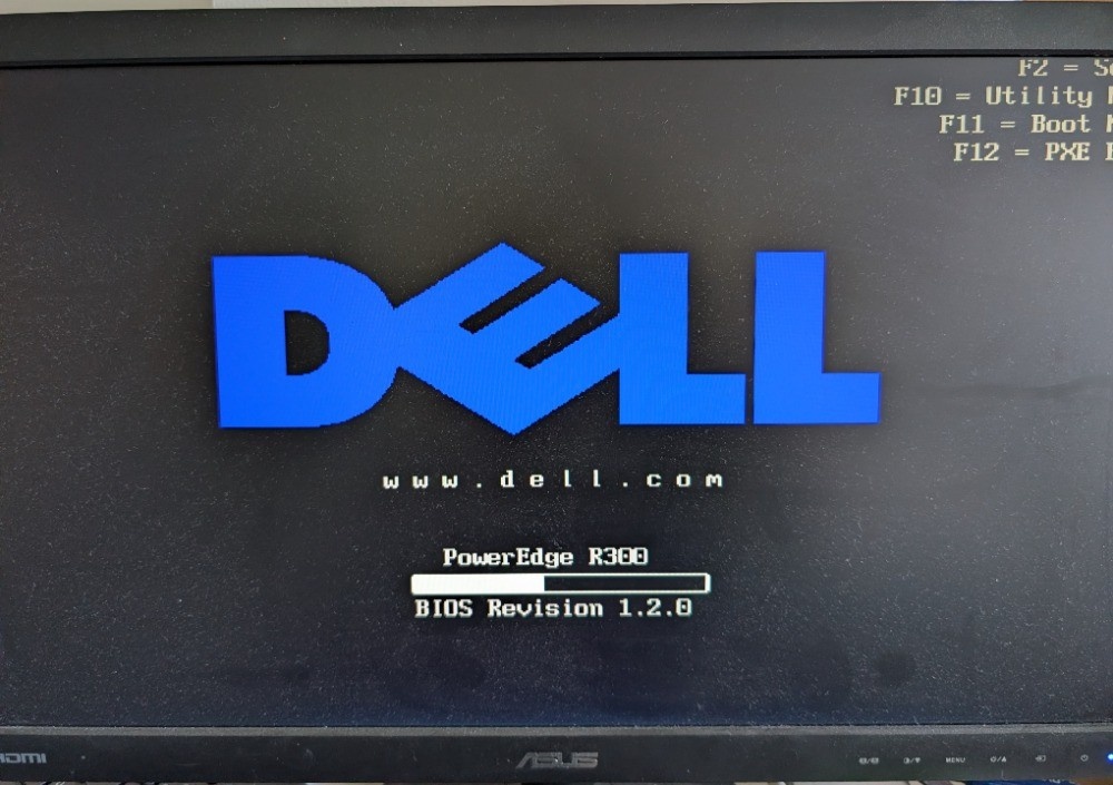 1U server DELL PowerEdge R300 - 6