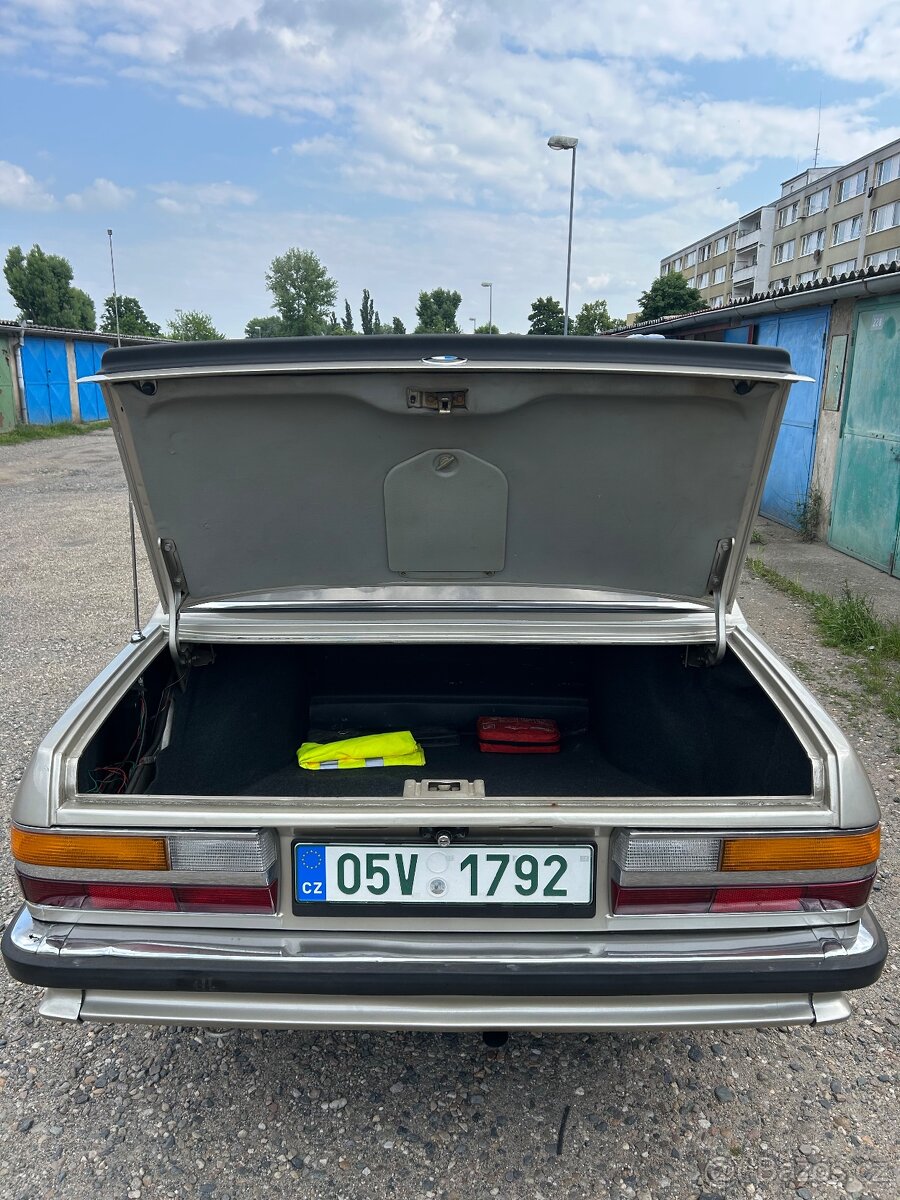 Bmw E28 525E - 6