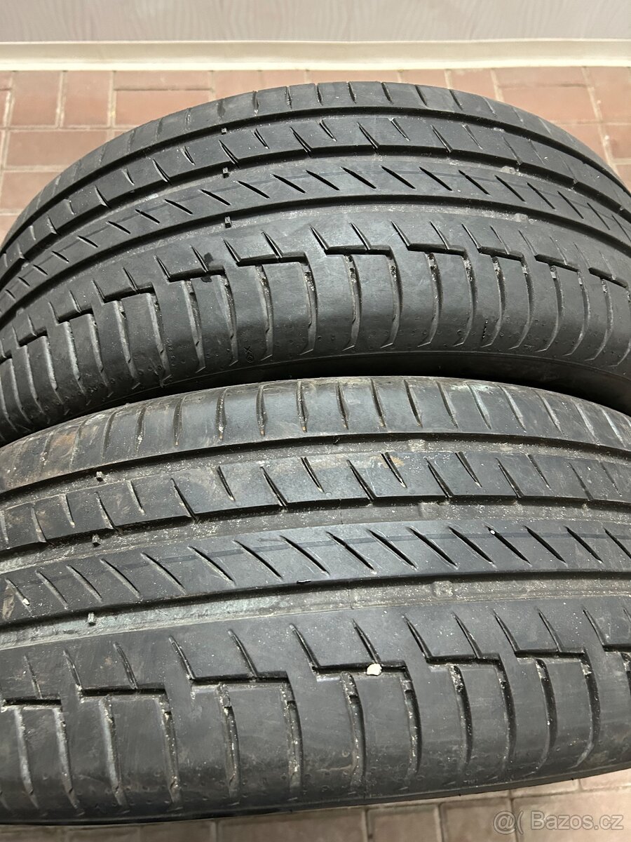 Prodám pneumatiky 215/55 R18 95 - 6