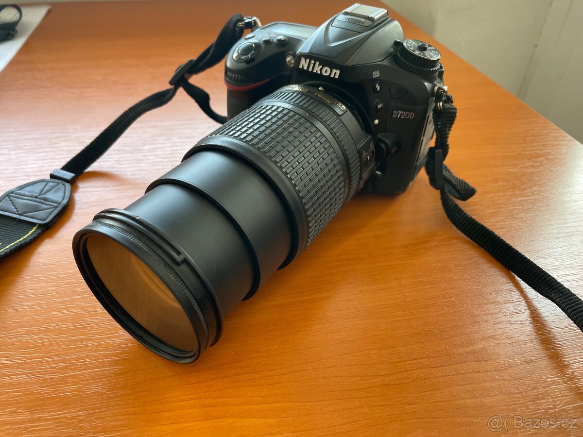 Nikon D7200 s objektivem 18-140 - 6
