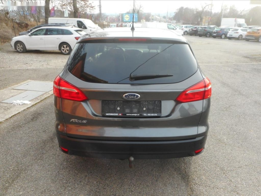 Ford Focus,1,5 TDCi - 6