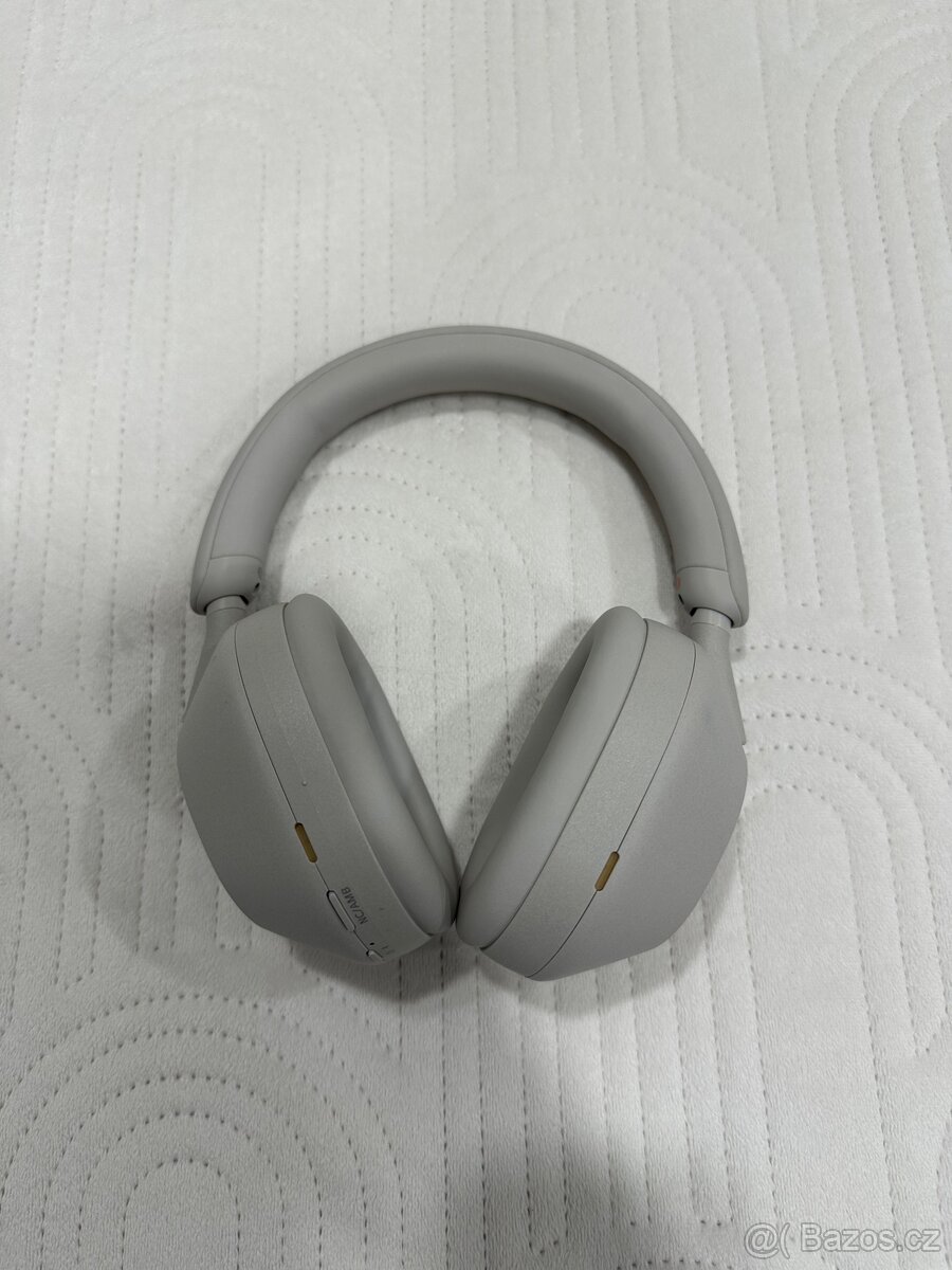Sluchátka Sony WH-1000XM5 - 6