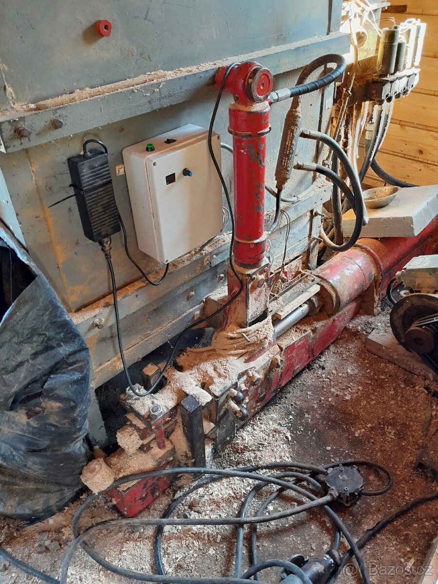 Briketovací lis - 6