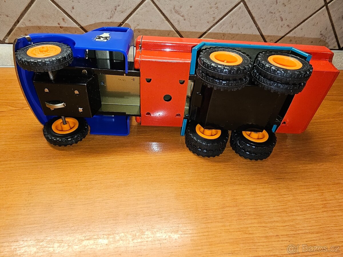 Tatra 138 MLÉKO - 6