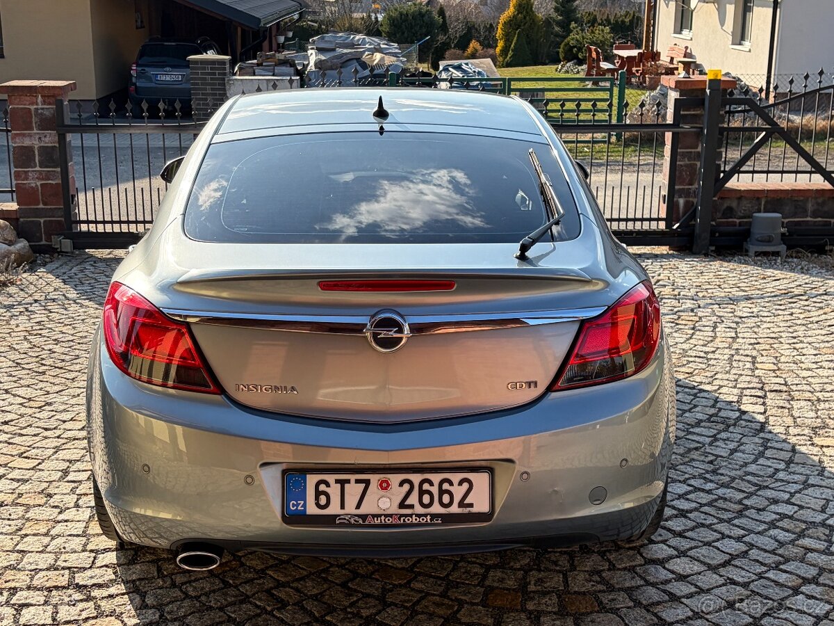Opel Insignia 2.0CDTi 118KW - 6
