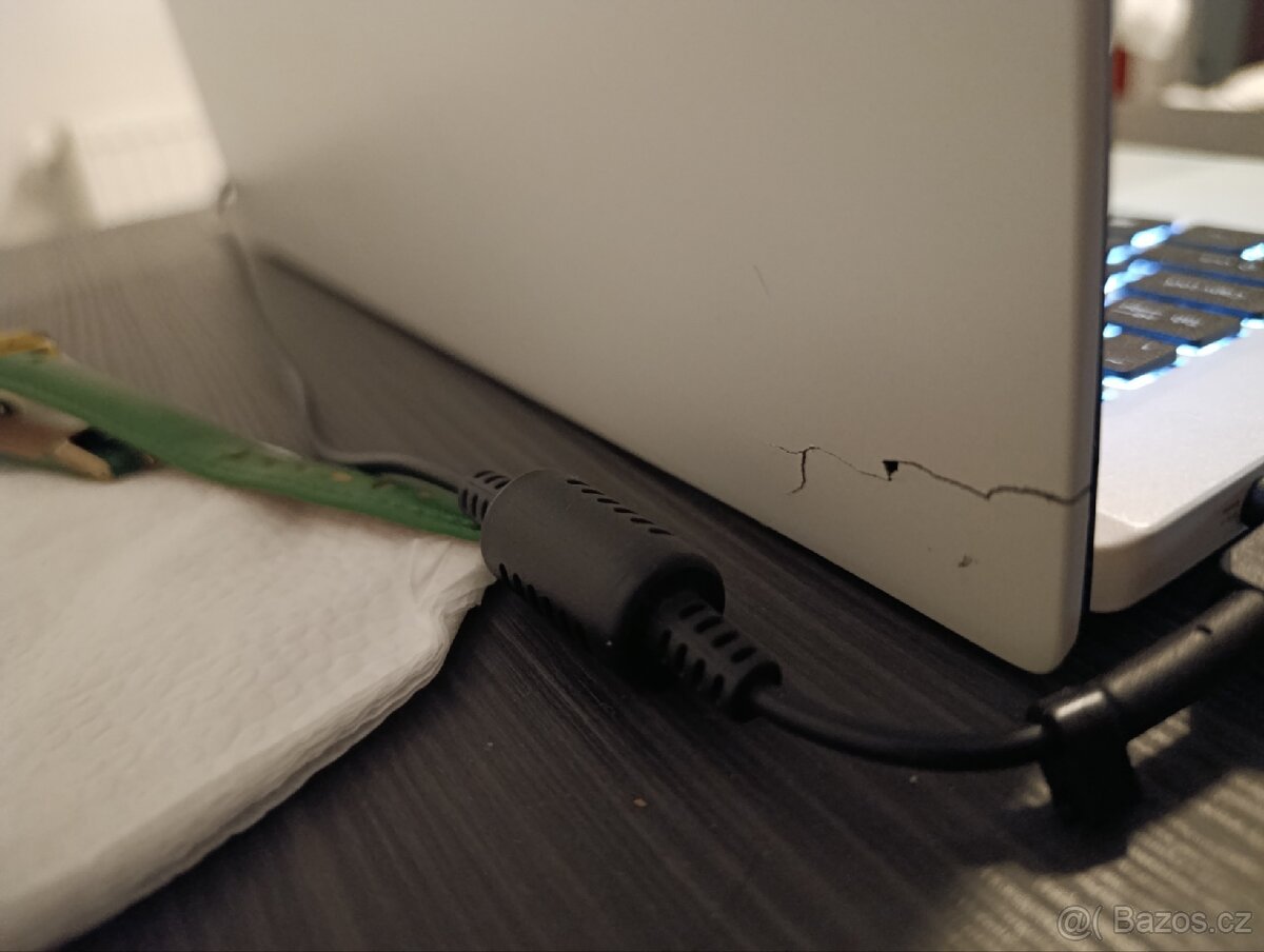 Acer Swift 5 odtokový displej - 6