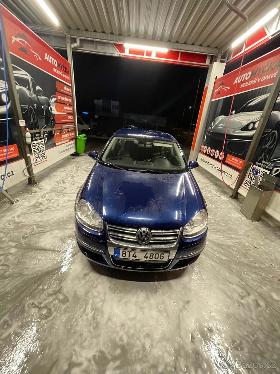 Volkswagen jetta 1.6 FSI 85kw - 6