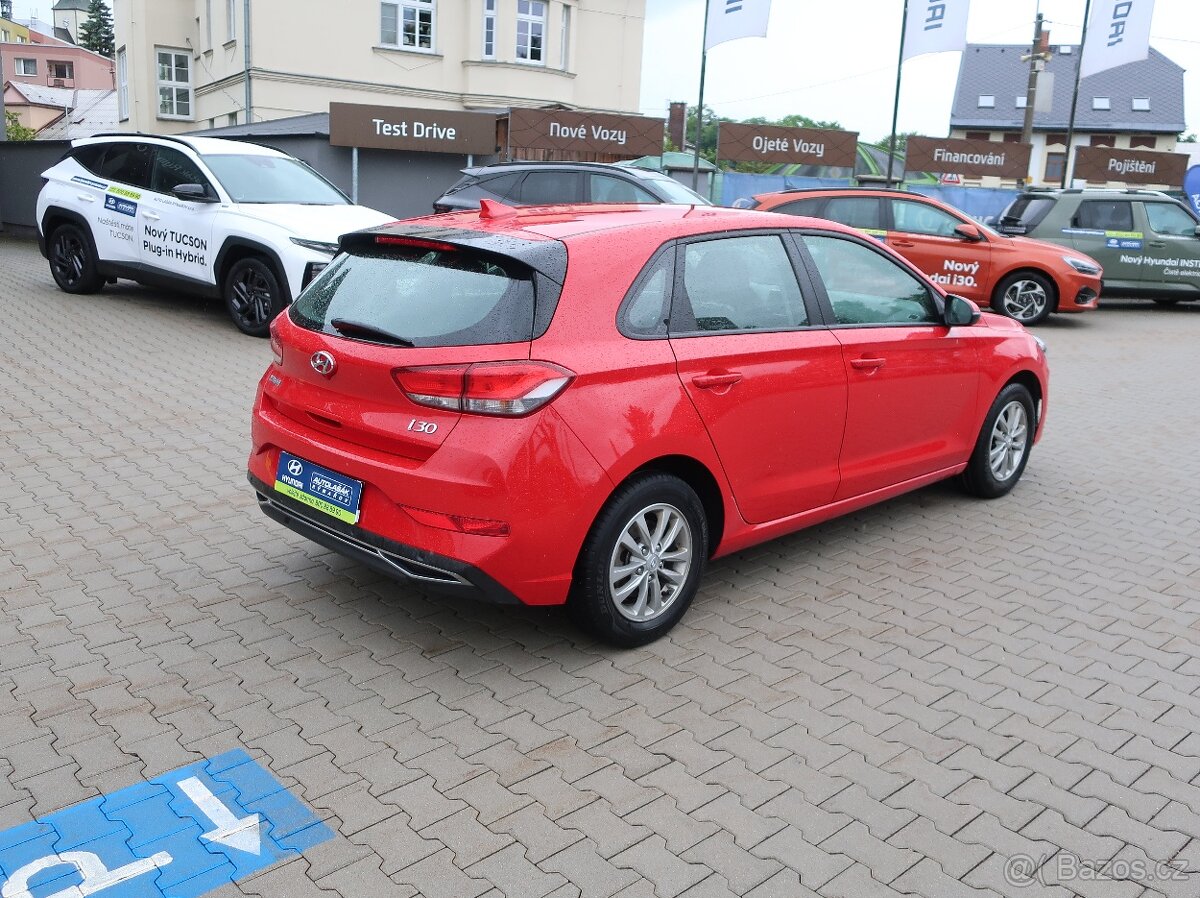 Hyundai i30 HB 1.0T-GDI 88kW COMFORT 1MAJITEL ČR ZÁRUKA - 6