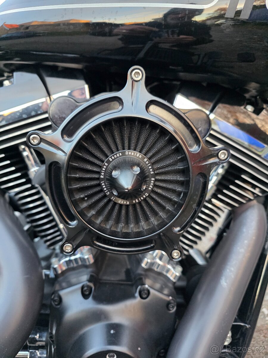 Harley davidson Breakout - 6