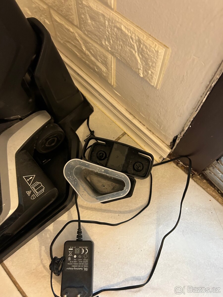 Vysavač Bissell CrossWave Cordless 2582N - 6