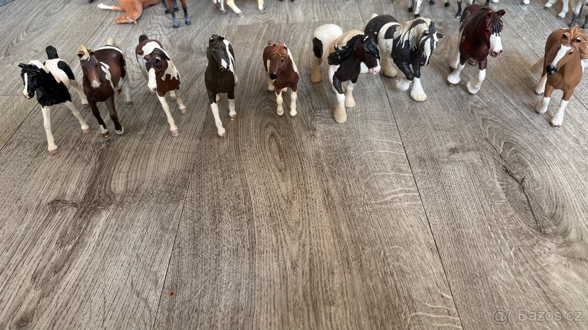 Koně a příslušenstvi schleich - 6