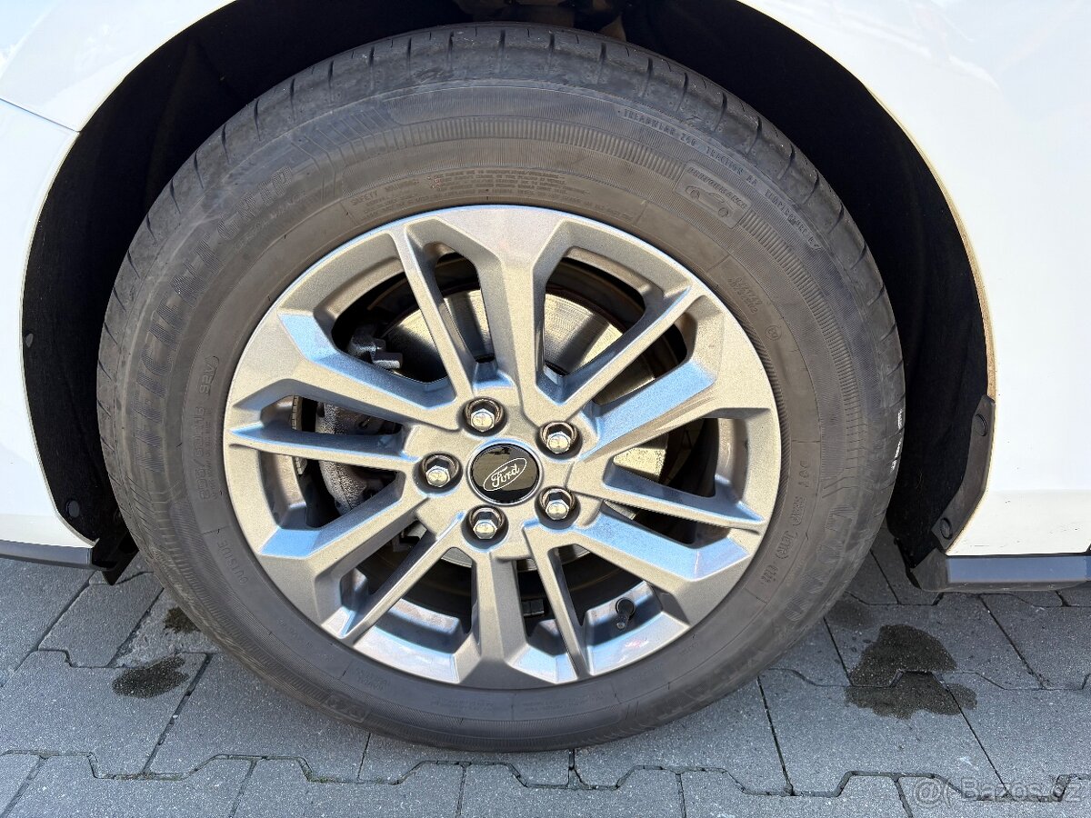 Ford Focus kombi 2022 - 6