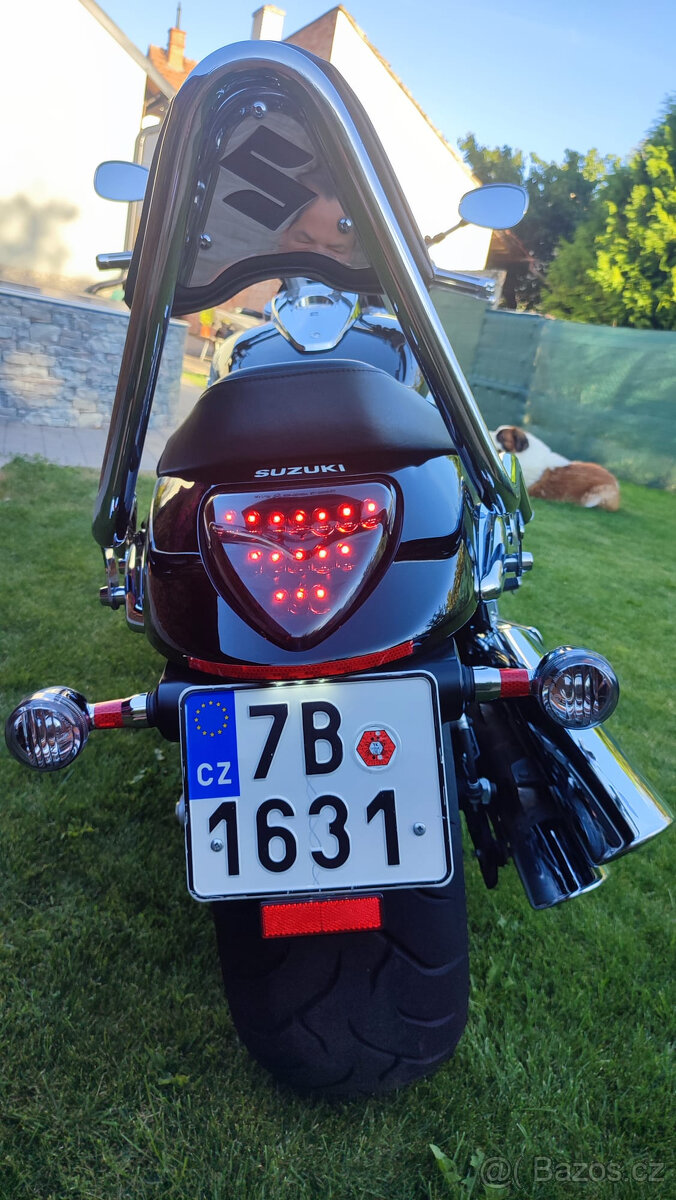 SUZUKI INTRUDER M1800R - 6