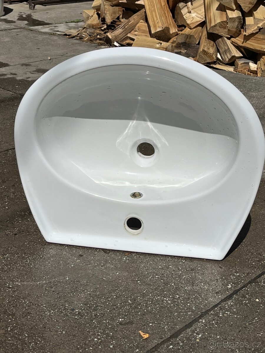 Umyvadlo/a 60cm - 6