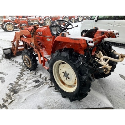 Malotraktor Kubota s čelním nakladačem - 6