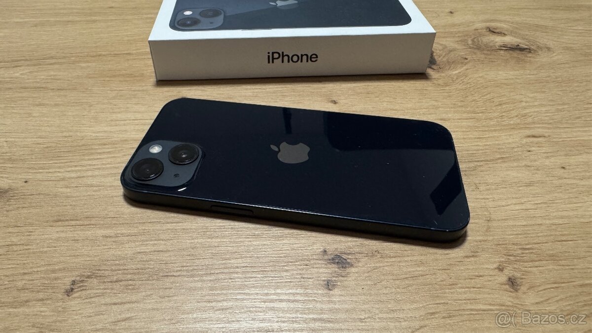 Apple iPhone 13 128GB, příslušenství, 5990Kč - 6