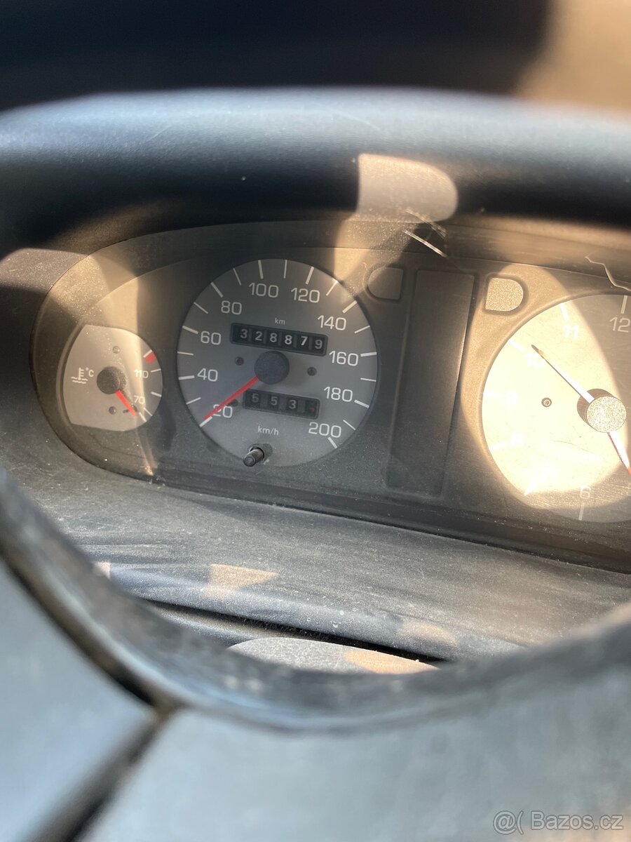 Felicia pick up 1.9d - 6