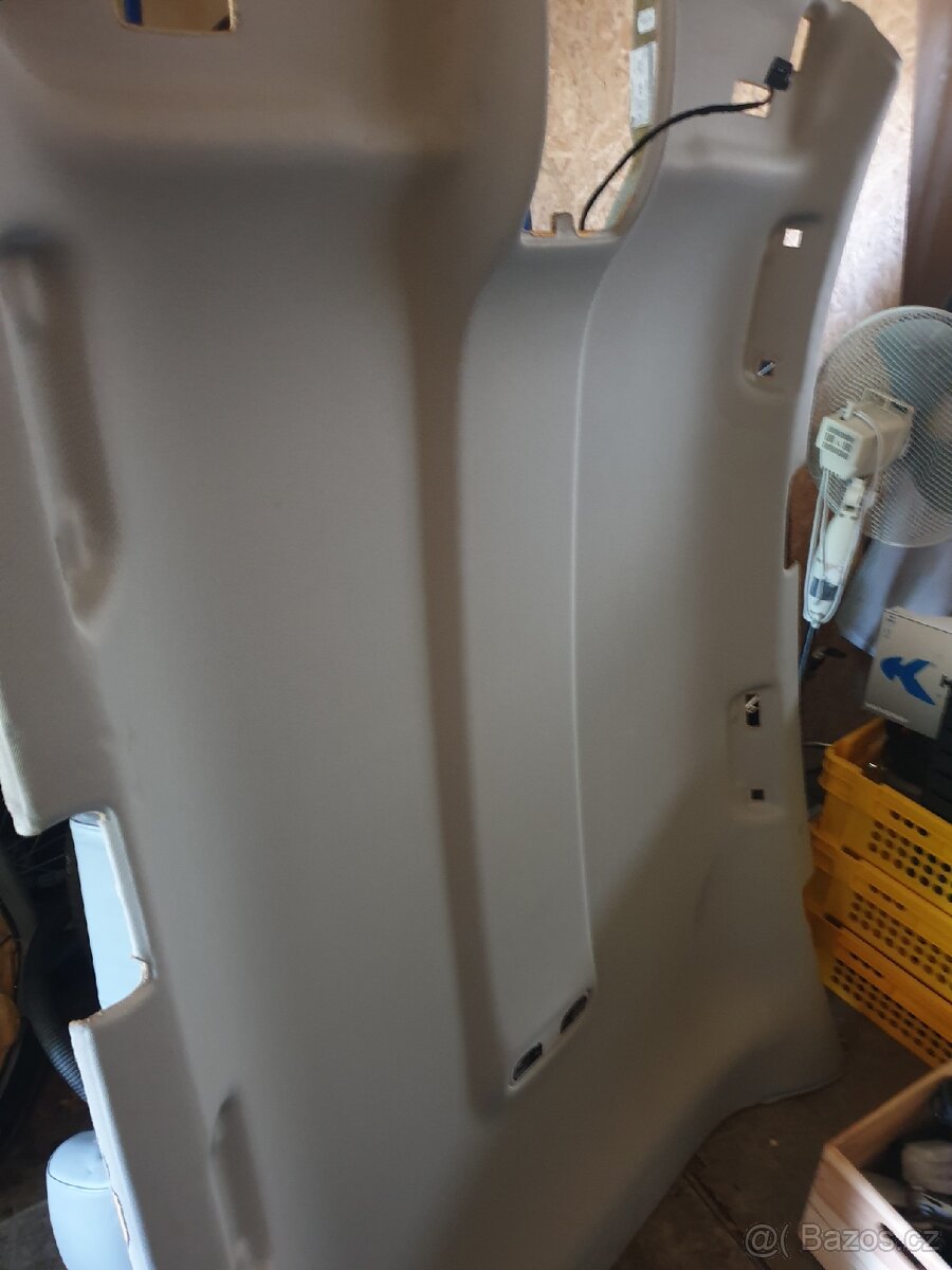 Interiér Audi A7 sedačky, stropnice atd. - 6